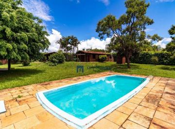 06f3eee952dca04d1c1d9774d364b624307f1dc8 · Casa à venda no Condomínio Mansões Flamboyant, Setor Habitacional Tororó, Terreno de 1.600m²