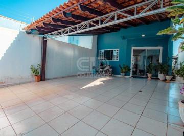 Casa · 227m² · 3 Quartos · 2 Vagas · Sobrado com três quartos no bairro Nova Várzea Grande 