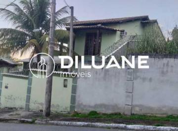 Casa · 247m² · 3 Quartos · 2 Vagas · Casa de 2 quartos e vaga de garagem, em Itaipuaçu