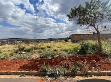 Terreno · 330m² · Terreno à VENDA no Bairro Morada Nova