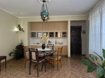 Casa · 320m² · 5 Quartos · 6 Vagas · Casa à venda no Castelo em Valinhos/SP