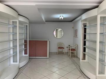 Casa de 4 quartos, São Paulo · Sobrado Residencial / Comercial para Locação em Moema