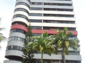 7cf7e158659ed9d2467c3d078453c50fa7cb7a69 · Apartamento com 3 dormitórios à venda, 268 m² por R$ 1.100.000,00 - Cocó - Fortaleza/CE