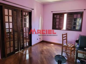 Casa · 210m² · 4 Quartos · 3 Vagas · CASA NO URBANOVA EM CONDOMINIO FECHADO COM EDÍCULA NOS FUNDOS