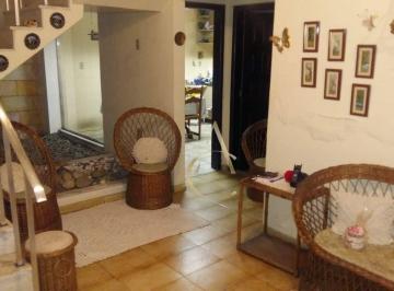 c7b5e65a3052d2022fd2cf13fe9a99a1f9da555c · Excelente Casa triplex de 4Q, sendo 1 suíte com hidromassagem - Lins Vasconselos, RJ