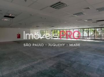 Comercial · 486m² · Imóvel em Condomínio de Destaque e Localização Diferenciada.