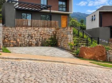 Casa · 137m² · 3 Quartos · 3 Vagas · Casa à Venda no Residencial Lá Reserva II | 3 Suítes