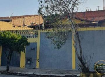 Casa · 159m² · 2 Quartos · 2 Vagas · Casa Padrão - Assobradada.