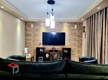 Casa · 201m² · 4 Quartos · 2 Vagas · Sobrado de 201m², Bairro Dos Casa em SBC - SP