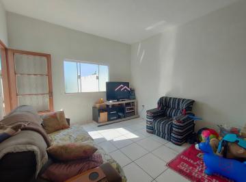 Foto 01 · Casa construção em L, contem: 1 sala, copa, cozinha, 2 dormitórios, 1 banheiro social, 4 vagas(1 cob