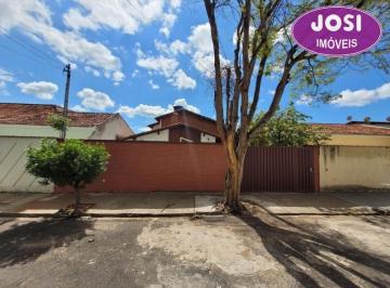 Foto 50 · Casa para venda com 3 dormitórios, 190 m² de construção, no Jardim Aeroporto em Alfenas/MG, por R$75