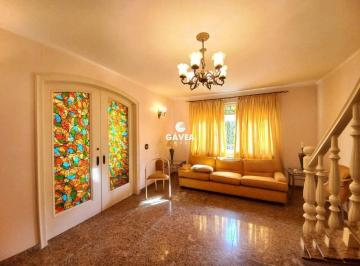 Casa · 131m² · 3 Quartos · 2 Vagas · Casa à venda no Boqueirão em Santos.