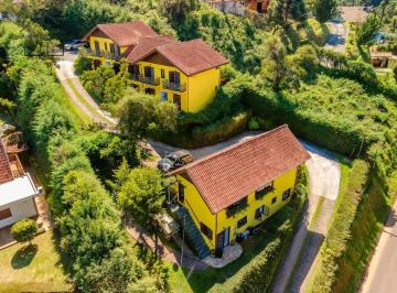 Comercial · 1185m² · 11 Quartos · 12 Vagas · MARAVILHOSA POUSADA COM 11 SUÍTES EM CAMPOS DO JORDÃO!!!