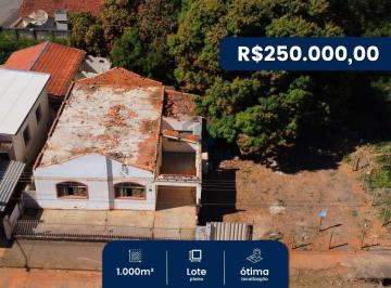 Casa · 1000m² · VENDE-SE LOTE ENORME NO CENTRO DA CIDADE!