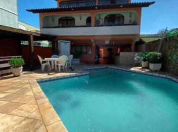 Casa · 350m² · 4 Quartos · 3 Vagas · Casa à venda - em Anil