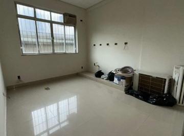Comercial · 50m² · Conjunto comercial com 2 salas no Centro de Santos