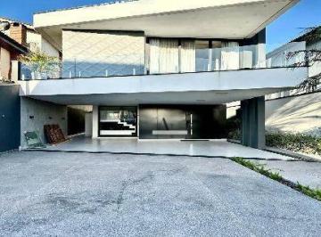 81458133ae8c8d647303d1aa3b232f7357e1ca57 · Casa com 3 dormitórios à venda, 343 m² por R$ 2.910.000,00 - Arujázinho IV - Arujá/SP