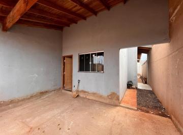 Casa · 70m² · 3 Quartos · 2 Vagas · Casa excelente Rita Vieira 3