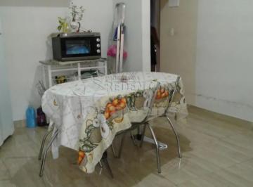 Casa · 200m² · 2 Quartos · 2 Vagas · Nato Vetorazzo Casa com 2 dorms, sala, coz, wc, quintal, varanda, garagem coberta, bom valor, não fi