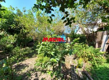 Casa · 90m² · 1 Quarto · 2 Vagas · Casa Padrão em Sao Jose dos Campos