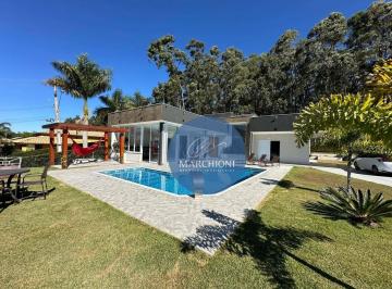 3a3c49e81a6f72c5a5bc9af90b9482334a304e41 · Chácara contemporânea em condomínio de Pinhalzinho!