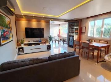 Apartamento · 135m² · 3 Quartos · 1 Vaga · Apartamento mobiliado à venda em Jurerê!