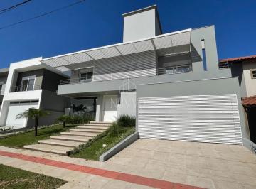 Casa · 450m² · 3 Quartos · 2 Vagas · Casa à venda em Jurerê Internacional com 3 suítes