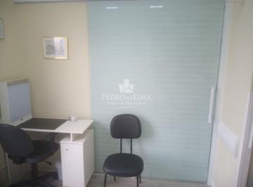 Comercial · 26m² · 1 Vaga · Conjunto comercial de 26m², Com 1 vaga,1 banheiros e sacada, ao Lado do Metrô Tatuapé
