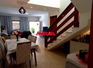 Casa · 170m² · 2 Quartos · 3 Vagas · Casa Sobrado em Jacareí