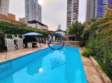 Casa · 300m² · 3 Quartos · 4 Vagas · Sobrado com 3 suítes, piscina e 4 vagas no Embaré