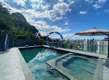 Casa · 704m² · 6 Quartos · 4 Vagas · Sobrado alto padrão com 6 quartos e vista privilegiada no Morro Santa Terezinha