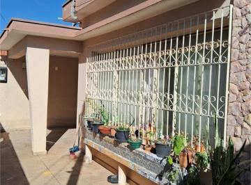 Imagem Principal · ESTA CASA BEM LOCALIZADA AO LADO AREA COMERCIAL DE INDAIATUBA