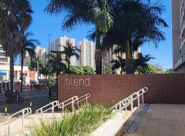 Apartamento de 2 quartos, Águas Claras · 02 quartos com armários vista livre