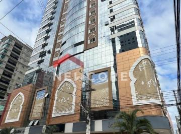 Apartamento · 222m² · 4 Quartos · 3 Vagas · Apartamento em   AVENIDA NEREU RAMOS  - Meia Praia - Itapema/SC