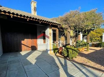 Casa · 180m² · 4 Quartos · 2 Vagas · Casa em Rua Santo Angelo - Centro - Imbé/RS
