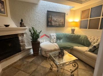 Casa · 177m² · 3 Quartos · 2 Vagas · Sobrado em Rua Coronel Joaquim Lacerda - Jardim das Américas - Curitiba/PR