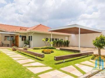 Casa · 370m² · 3 Quartos · 4 Vagas · CASA TÉRREA CONTEMPORÂNEA À VENDA – GRANJA VIANA