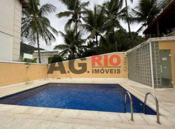 Casa · 105m² · 4 Quartos · 1 Vaga · Casa em Condomínio : Triplex / Residencial / Taquara