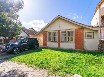 Casa · 155m² · 3 Quartos · 2 Vagas · Casa térrea ao lado do Parque Germânia 3 dormitórios com suite entrar e morar!