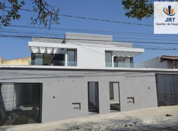 Casa de 4 quartos, Betim · Casa padrão luxo a venda no bairro Espírito Santo, Betim