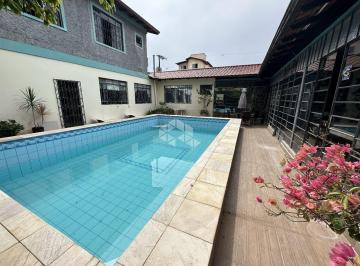 424770_ibrDiozkbm_42477064baddd5483db.jpg · Casa com 6 dormitórios/quartos ideal para pousada em Canasvieiras/SC