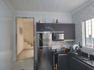 Casa · 400m² · 4 Quartos · 3 Vagas · CASA COMERCIAL/RESIDENCIAL À VENDA COM 04 DORMITÓRIOS (01 SUÍTE), LOCALIZADA NO BAIRRO CENTRO NA CID