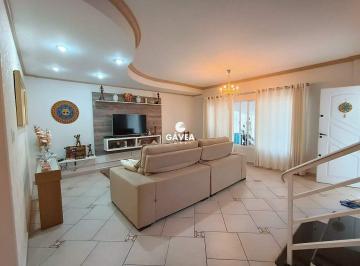 Casa · 208m² · 5 Quartos · 1 Vaga · Casa à venda no Campo Grande em Santos.