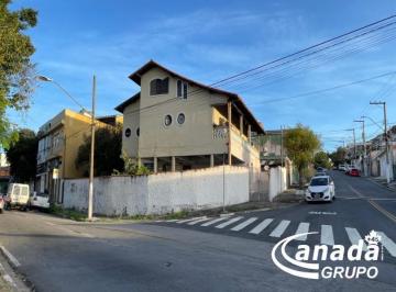 Casa · 386m² · 5 Quartos · 2 Vagas · Sobrado com 5 dormitórios em Osasco