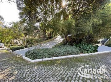 Casa · 553m² · 4 Quartos · 6 Vagas · Sobrado com 4 dormitórios em Jandira