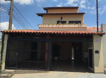 Casa · 136m² · 3 Quartos · 2 Vagas · Sobrado com 3 dormitórios em Osasco