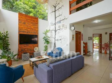 Casa · 450m² · 4 Quartos · 7 Vagas · Casa com 4 quartos a venda no Bolsão do Bairro de Interlagos