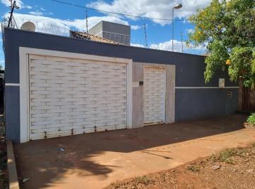 Casa · 161m² · 3 Quartos · Casa com planejados e decorada