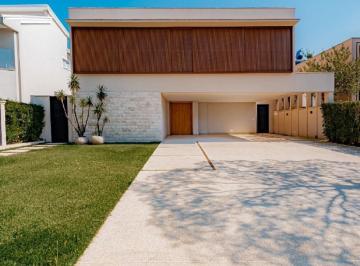 Foto 01 · CASA A VENDA - ALPHAVILLE