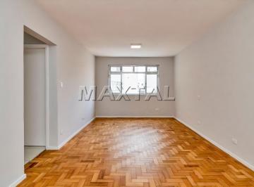 Apartamento · 32m² · 1 Quarto · 1 Vaga · Studio de 32m² reformado, 1 banheiro, 1 vaga de garagem na região da Consolação.